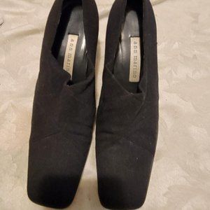 Ann Marino Block Heeled Bootie Shoes. Size 6 1/2. Great Condition